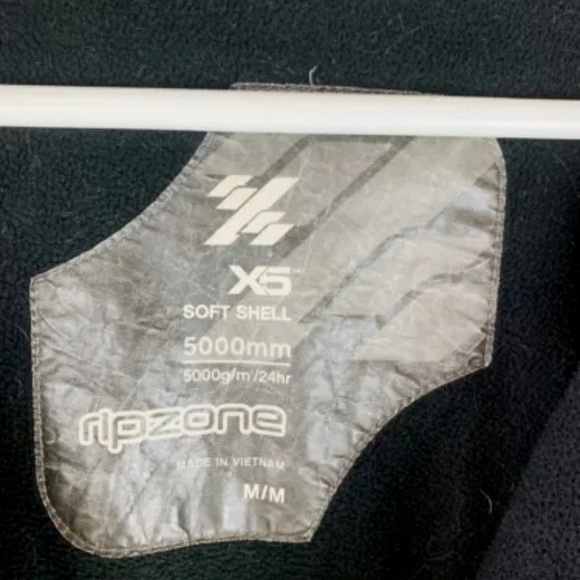 Ripzone X5 Mens Size M Bright Plaid Ski Jacket Snowboard 5000mm Winter Sports - Picture 8 of 9